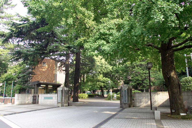 世田谷キャンパス正門